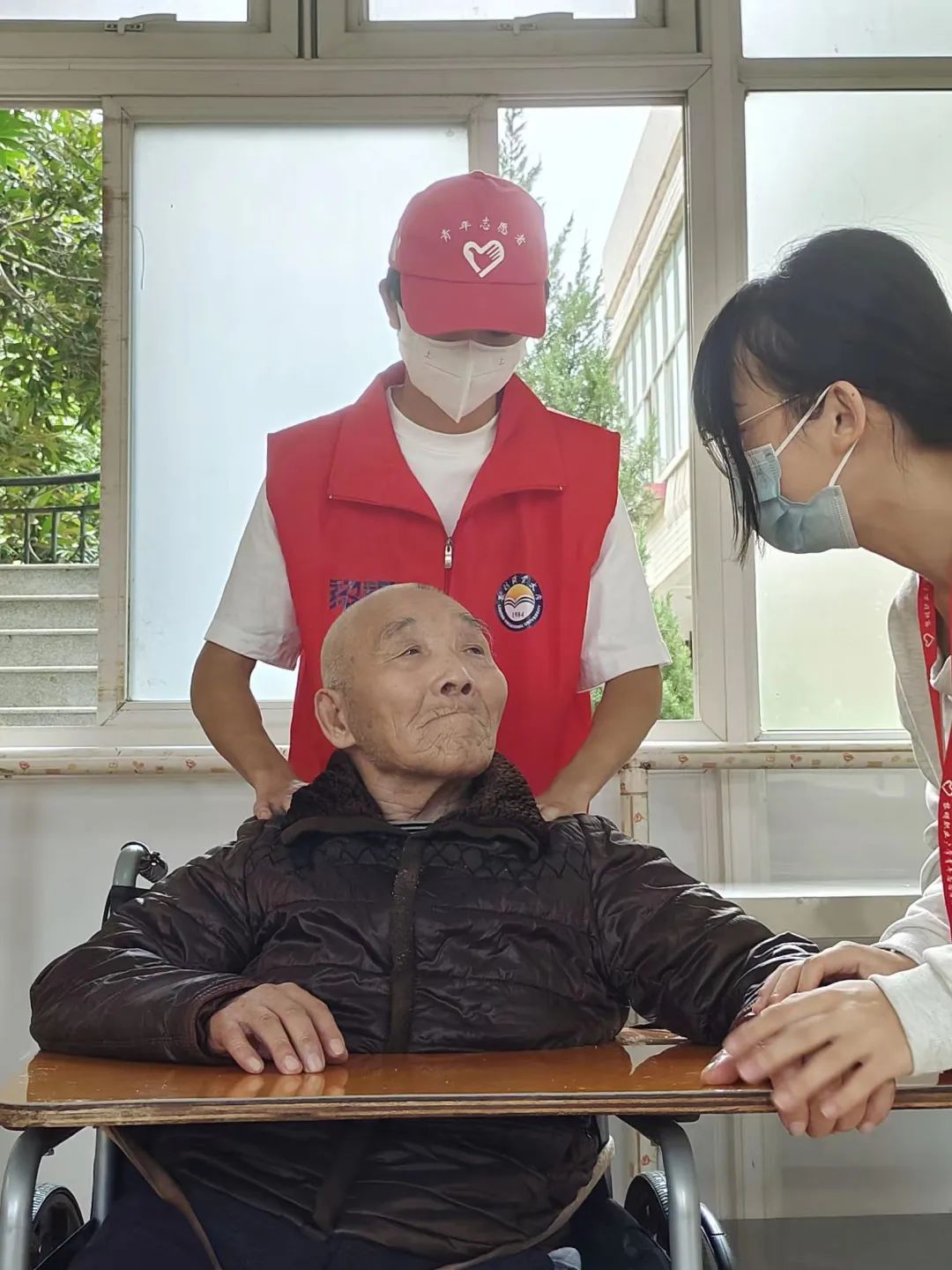 f04b2df2824e4161a90cbd7fce472e56.gif